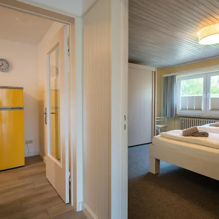 Haus Sonnenwinkel Ina Apartment *